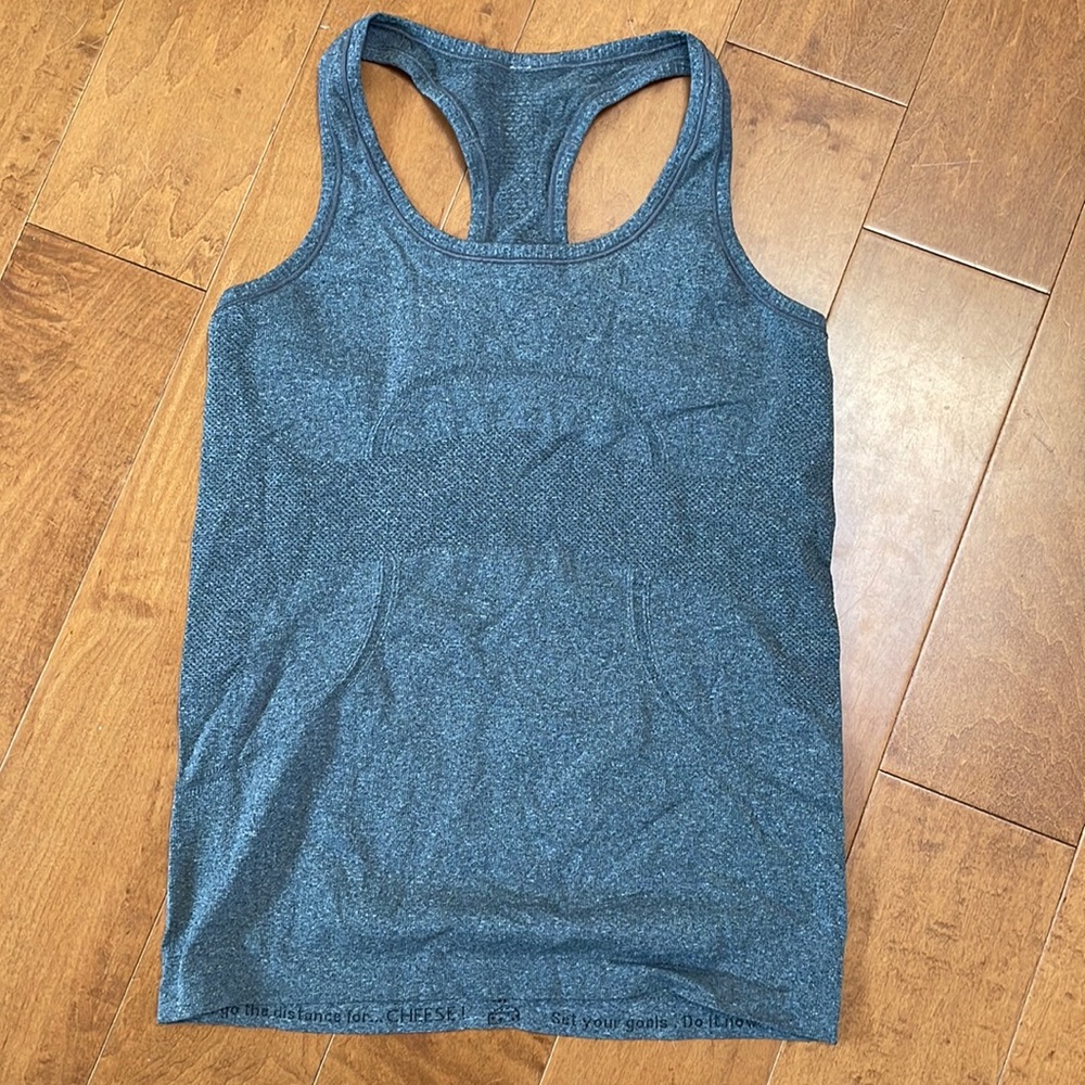 Classic Lululemon tank